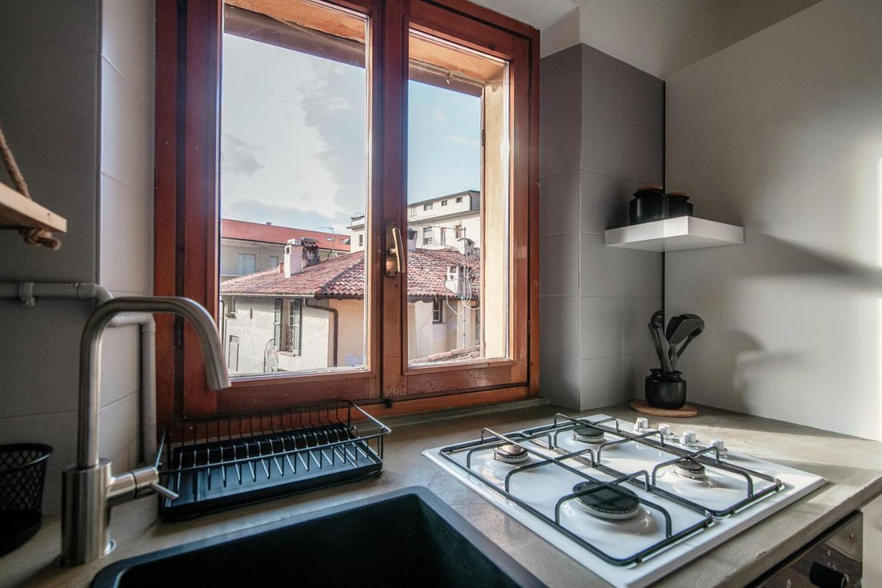 Apartment Piazza Roma By Quokka 360 - Historic Flat In The Centre Of Комо Екстер'єр фото